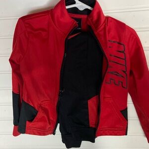 2t boys Nike track suit